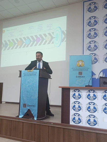 "Okumak, Düşünmek, Öğrenmek" Konulu Söyleşi Gerçekleştirildi